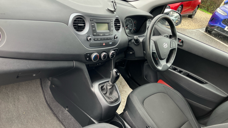 Hyundai i10 1.2 SE 5dr Auto Petrol Hatchback